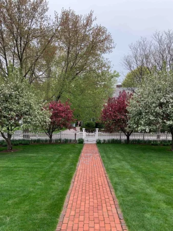 Fine Gardening Weston, MA