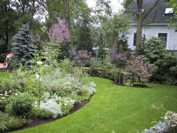 Weston, MA Landscape Maintenance Service