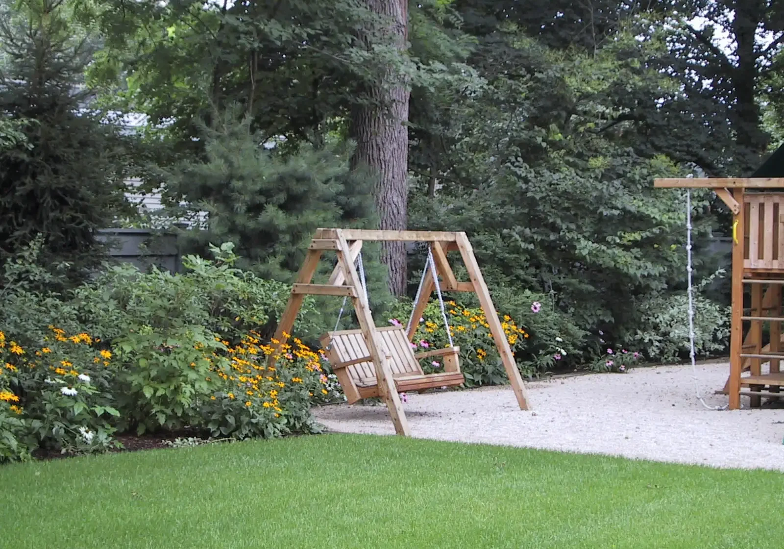 Weston, MA Landscape Maintenance Service